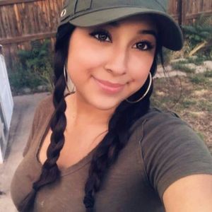 Meet your Posher, Jade